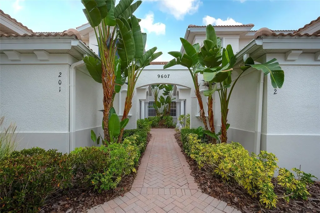 9607 Sea Turtle Terrace Bradenton FL 34212
