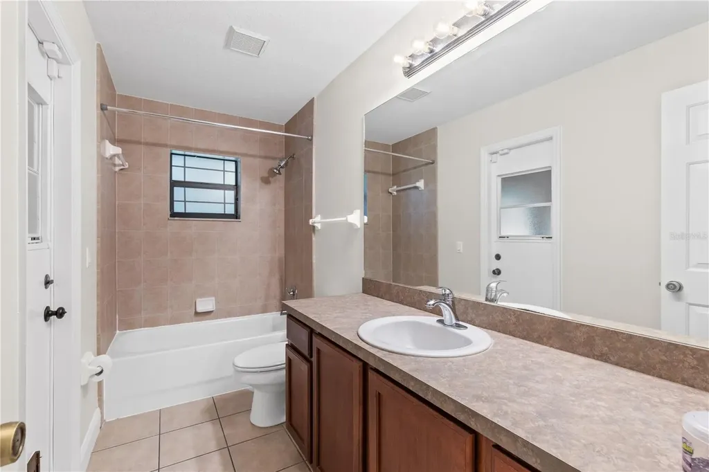 4924 Raylene Way St Cloud FL 34771