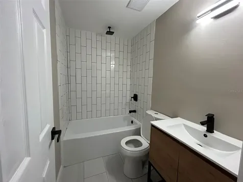 1615 39th Street S St Petersburg FL 33711