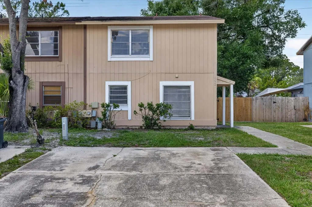 14024 Village Terrace Drive Tampa FL 33624