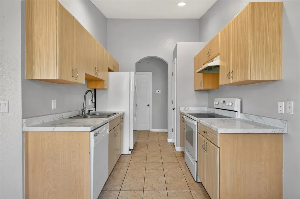 8221 Larrimore Avenue North Port FL 34291