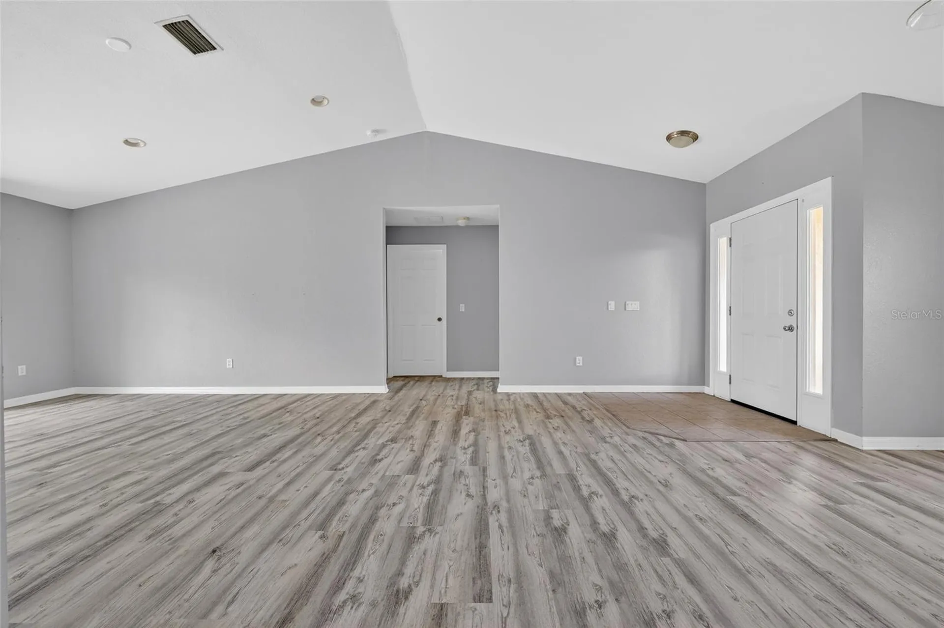 8221 Larrimore Avenue North Port FL 34291