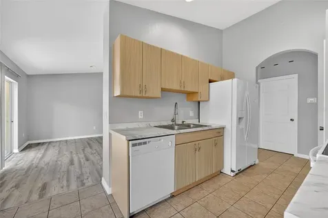 8221 Larrimore Avenue North Port FL 34291