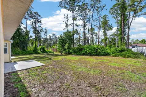 8221 Larrimore Avenue North Port FL 34291