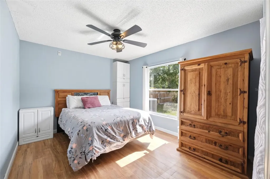 10260 Caracara Avenue Weeki Wachee FL 34613