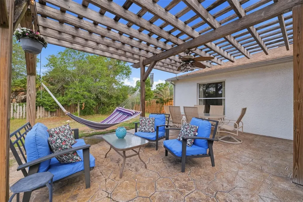 10260 Caracara Avenue Weeki Wachee FL 34613