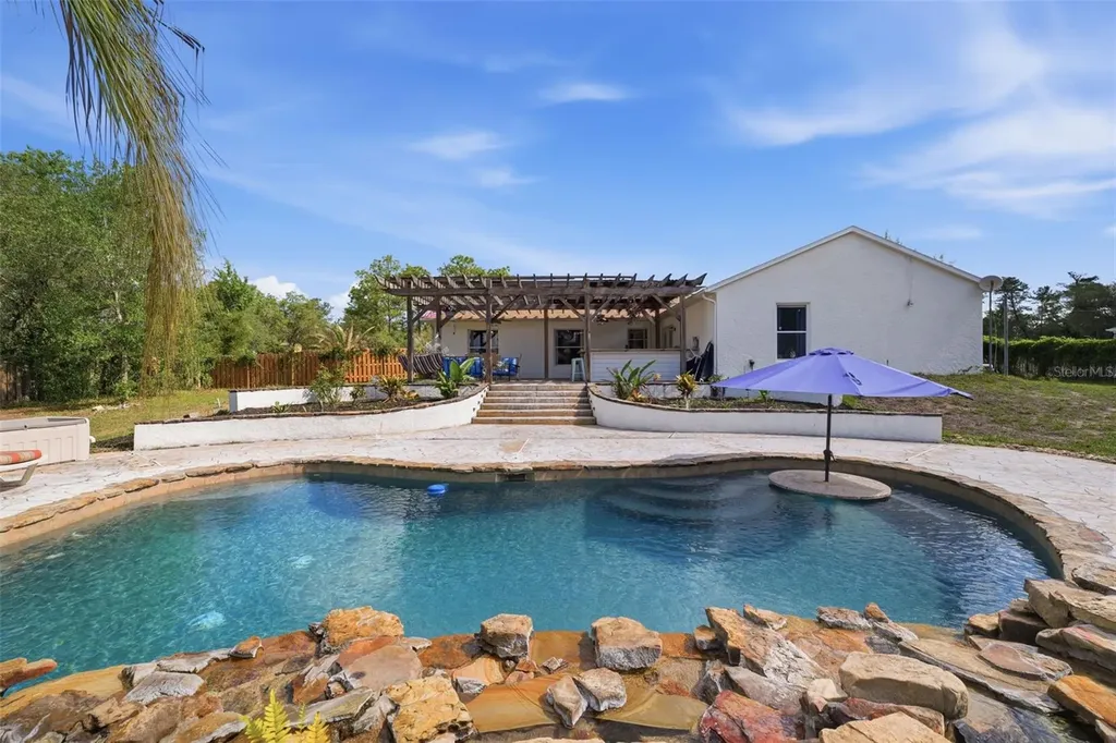 10260 Caracara Avenue Weeki Wachee FL 34613