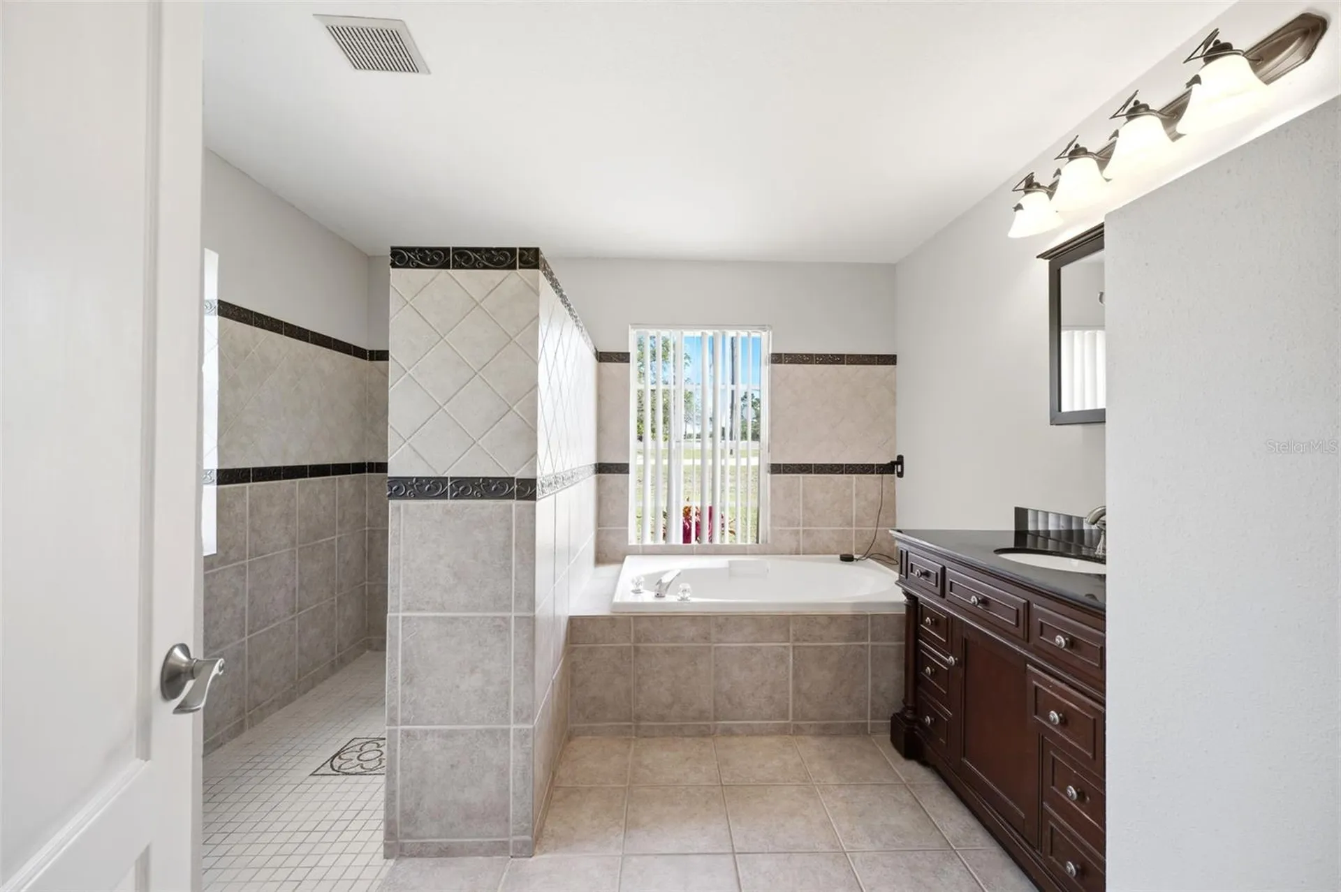 10260 Caracara Avenue Weeki Wachee FL 34613