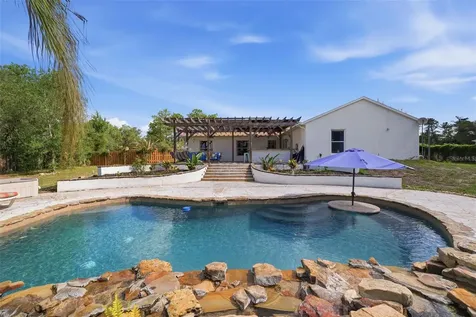 10260 Caracara Avenue Weeki Wachee FL 34613