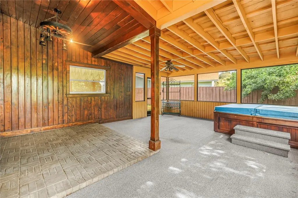 10657 Del Prado Drive E Largo FL 33774