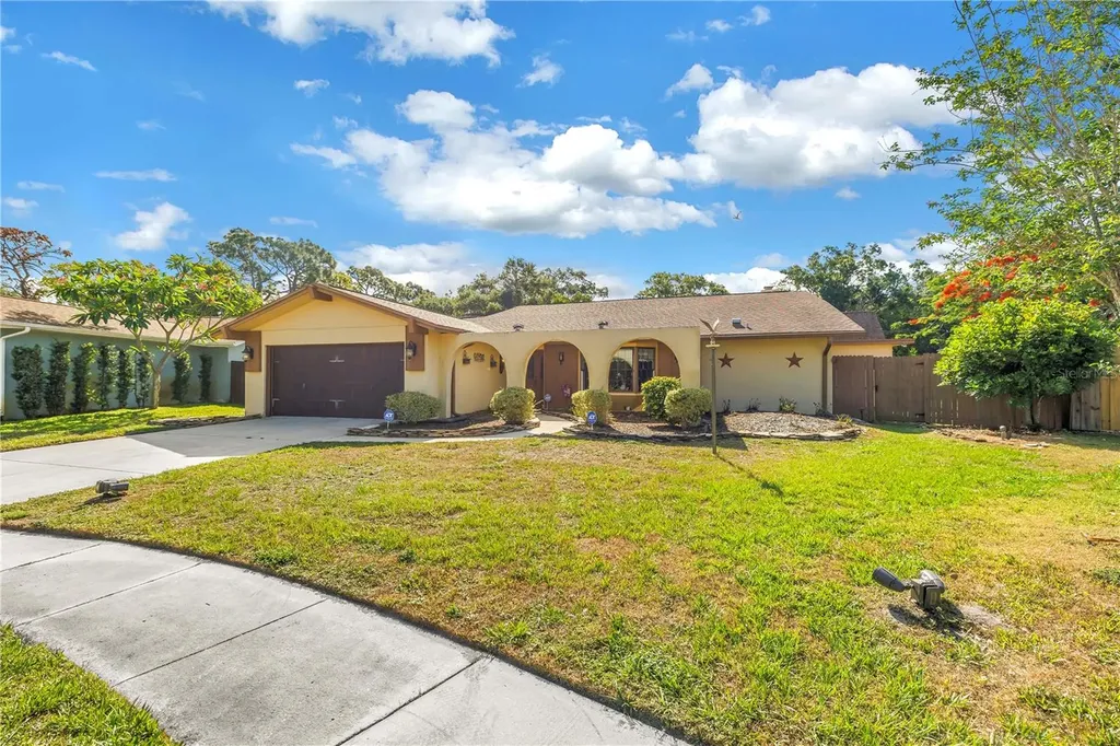 10657 Del Prado Drive E Largo FL 33774