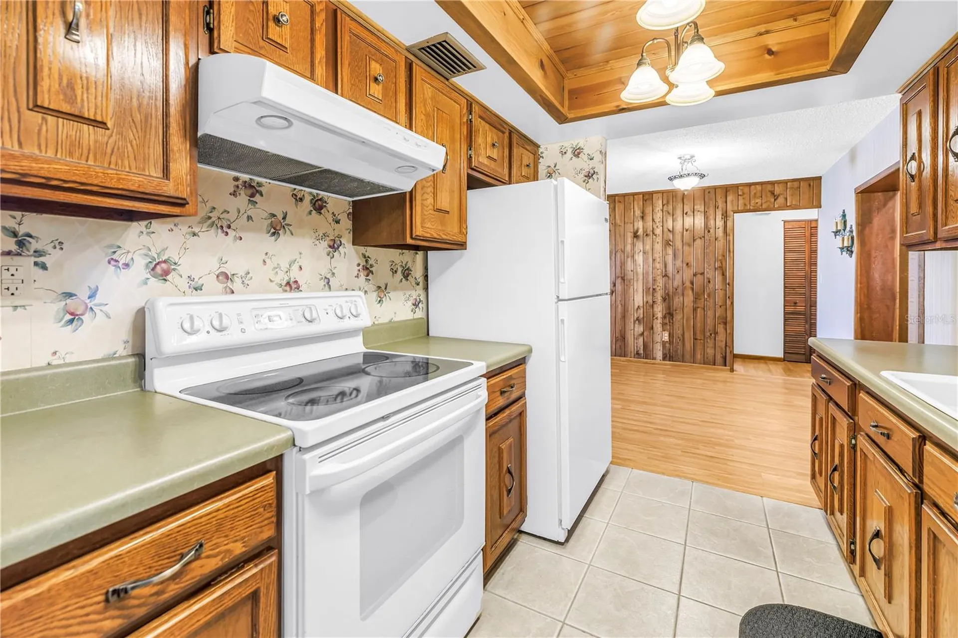 10657 Del Prado Drive E Largo FL 33774