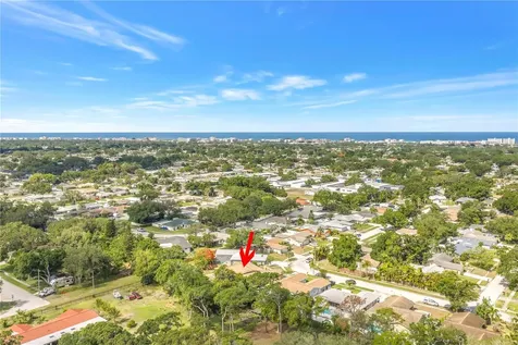 10657 Del Prado Drive E Largo FL 33774