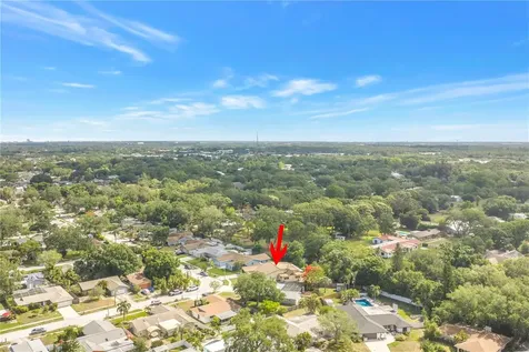 10657 Del Prado Drive E Largo FL 33774