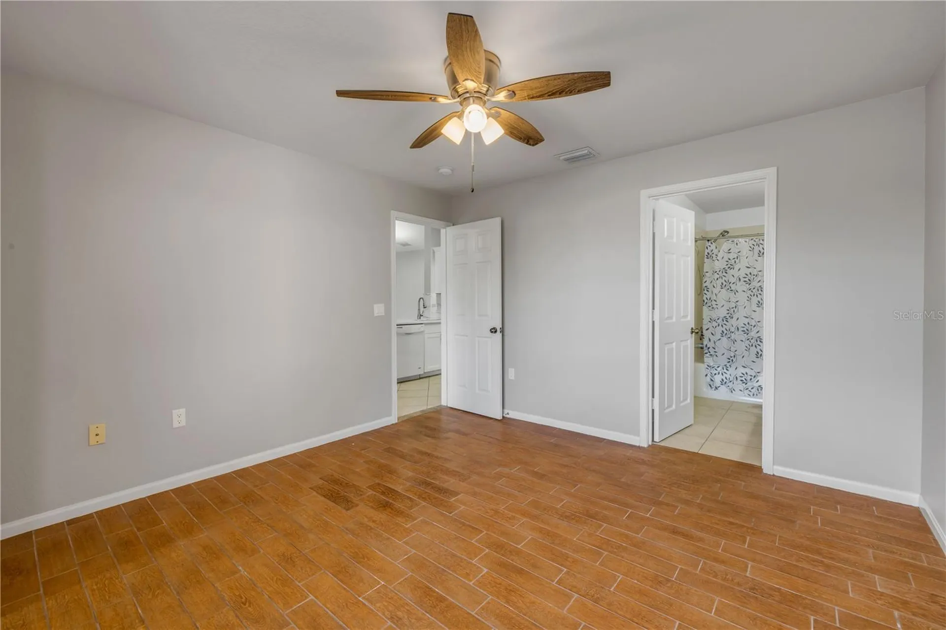 940 Village Trail Port Orange FL 32127