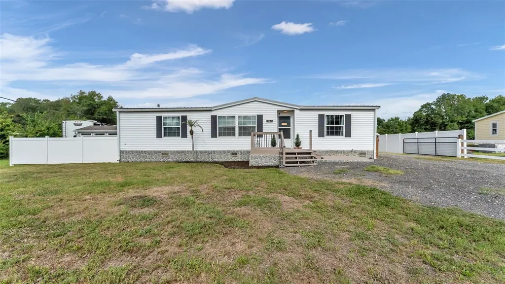 4740 Pheasant Drive Mulberry FL 33860