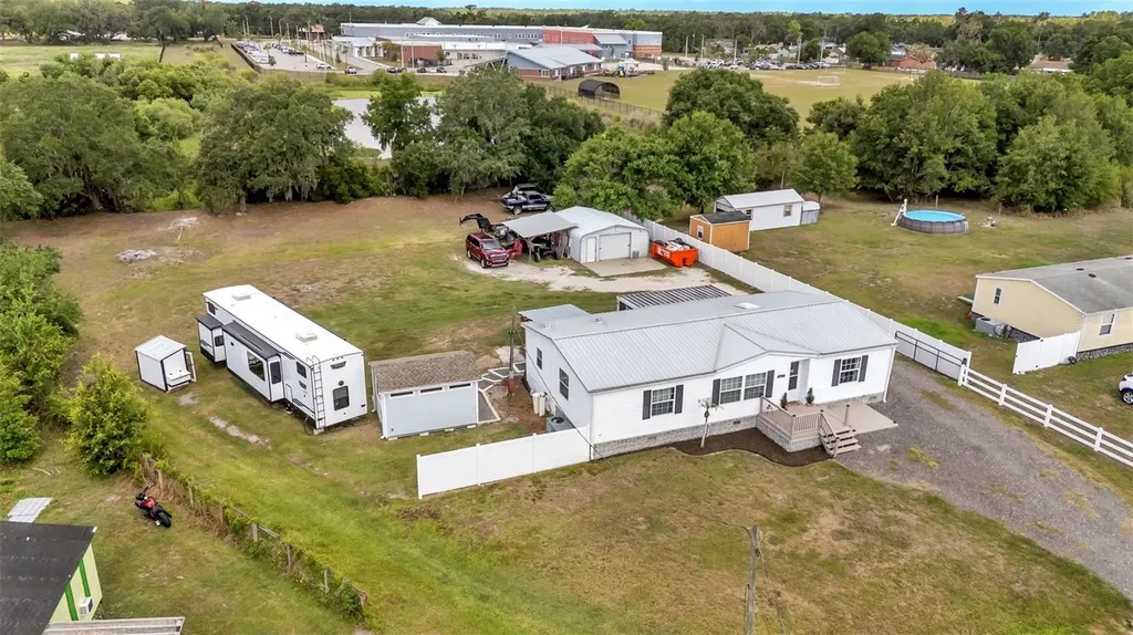 4740 Pheasant Drive Mulberry FL 33860