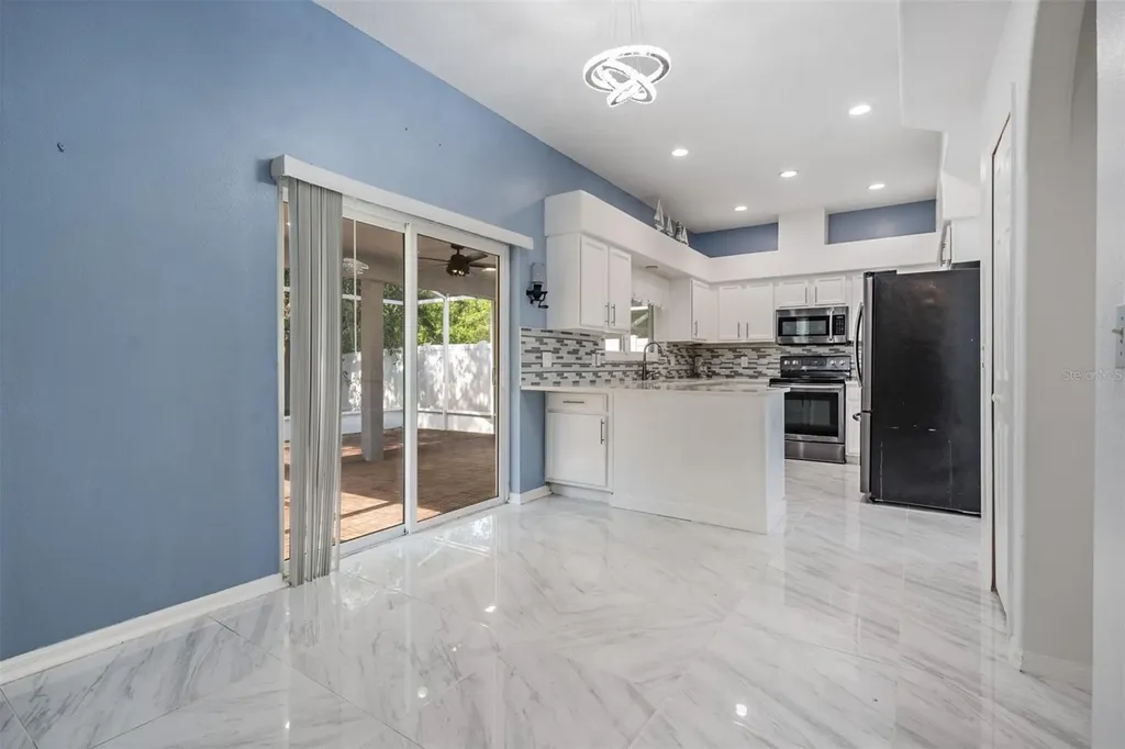 380 Rosalind Lane Oldsmar FL 34677