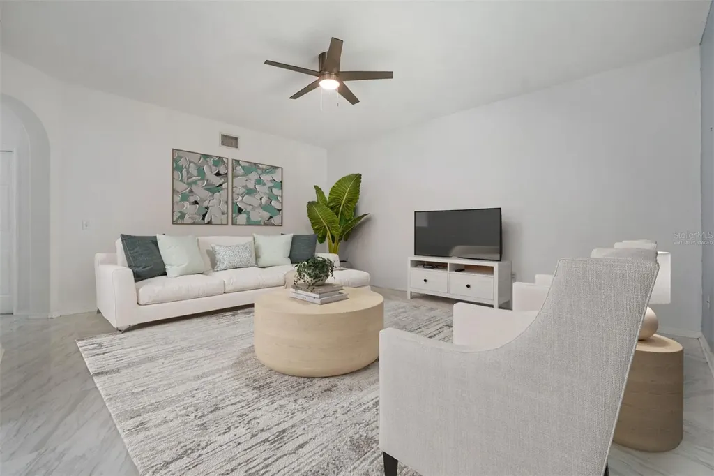 380 Rosalind Lane Oldsmar FL 34677