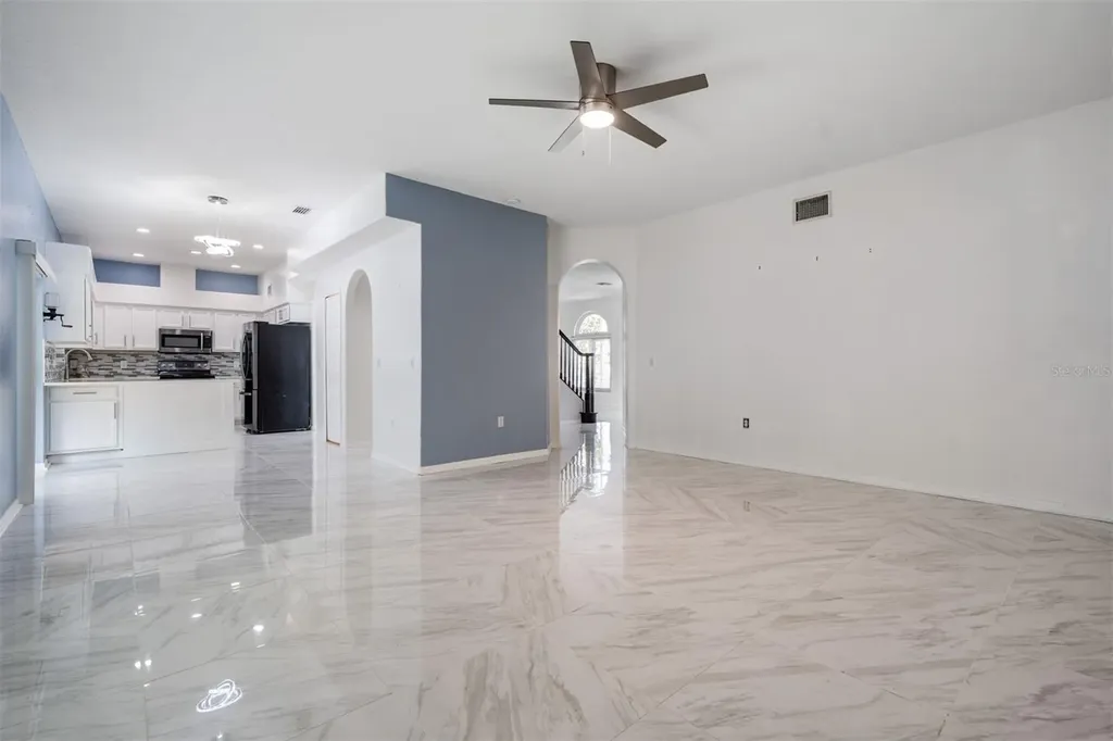 380 Rosalind Lane Oldsmar FL 34677