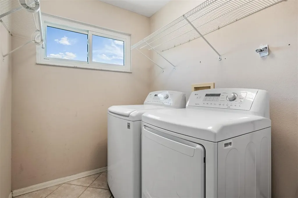 380 Rosalind Lane Oldsmar FL 34677