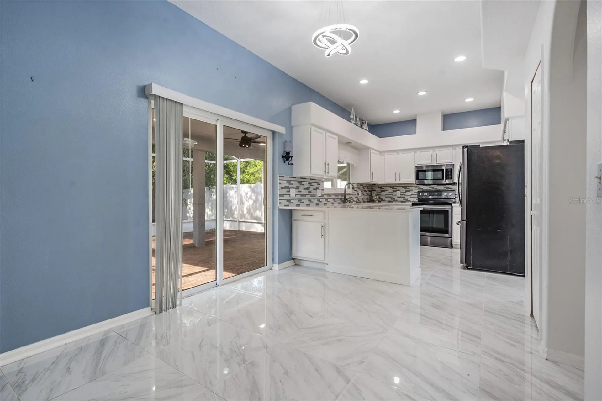 380 Rosalind Lane Oldsmar FL 34677