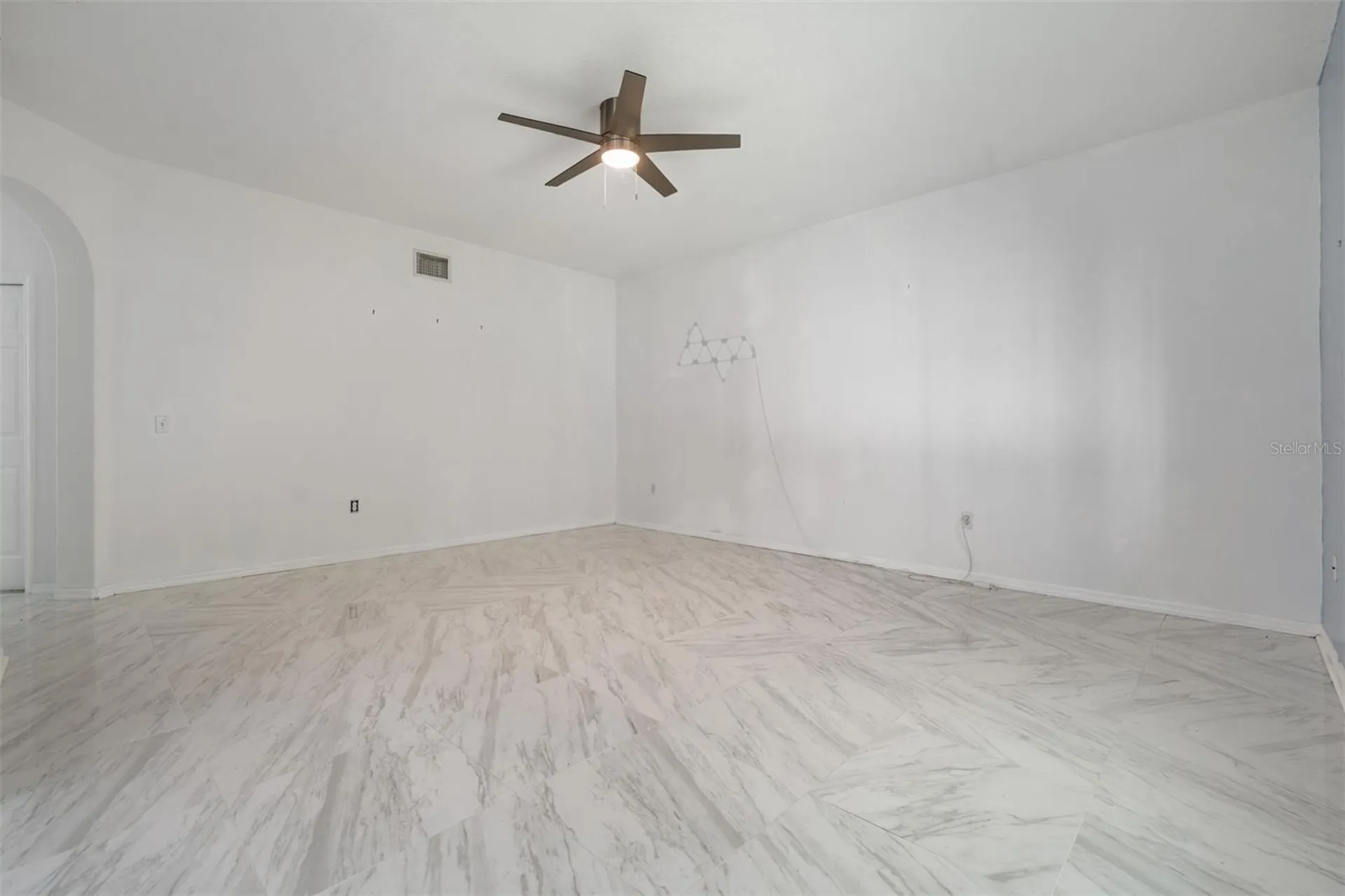 380 Rosalind Lane Oldsmar FL 34677