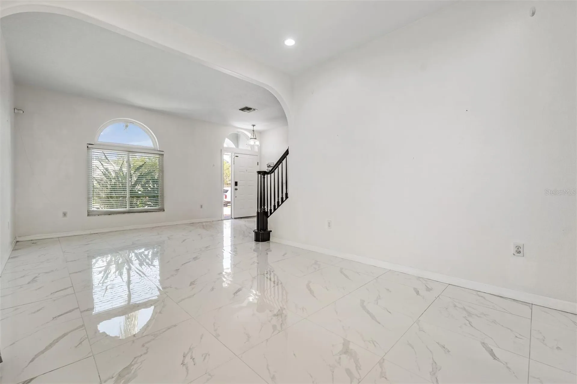 380 Rosalind Lane Oldsmar FL 34677