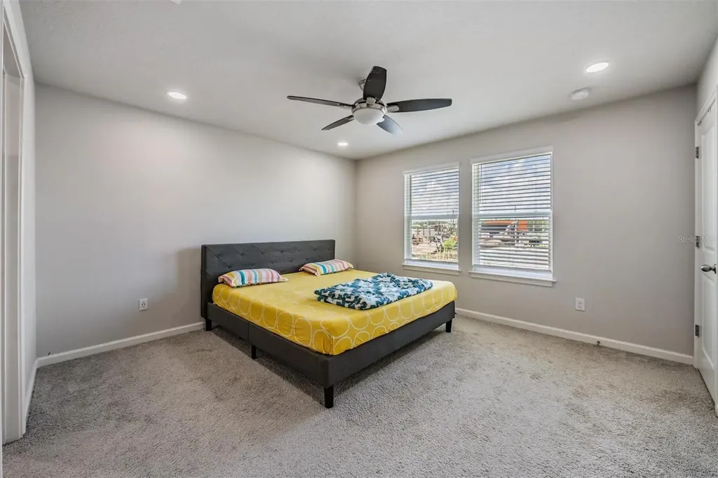 19153 Elsimont Isle Lutz FL 33558