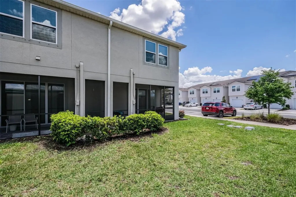 19153 Elsimont Isle Lutz FL 33558