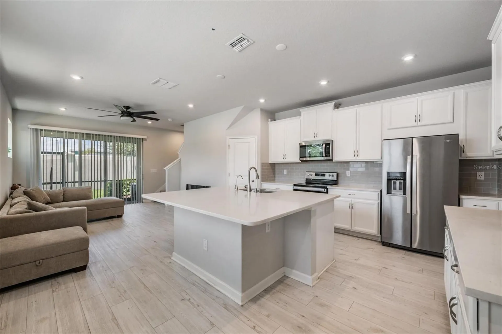 19153 Elsimont Isle Lutz FL 33558