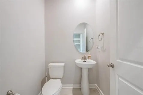 19153 Elsimont Isle Lutz FL 33558
