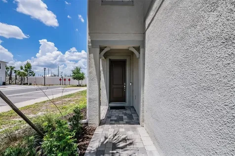19153 Elsimont Isle Lutz FL 33558