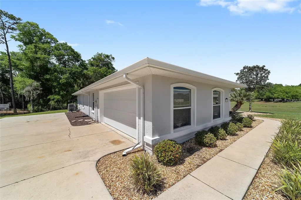 4020 NE 14th Court Ocala FL 34479