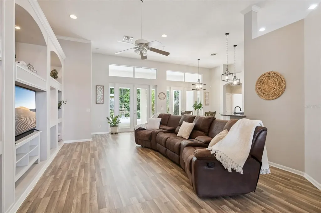 14812 Via Winghurst Court Orlando FL 32828