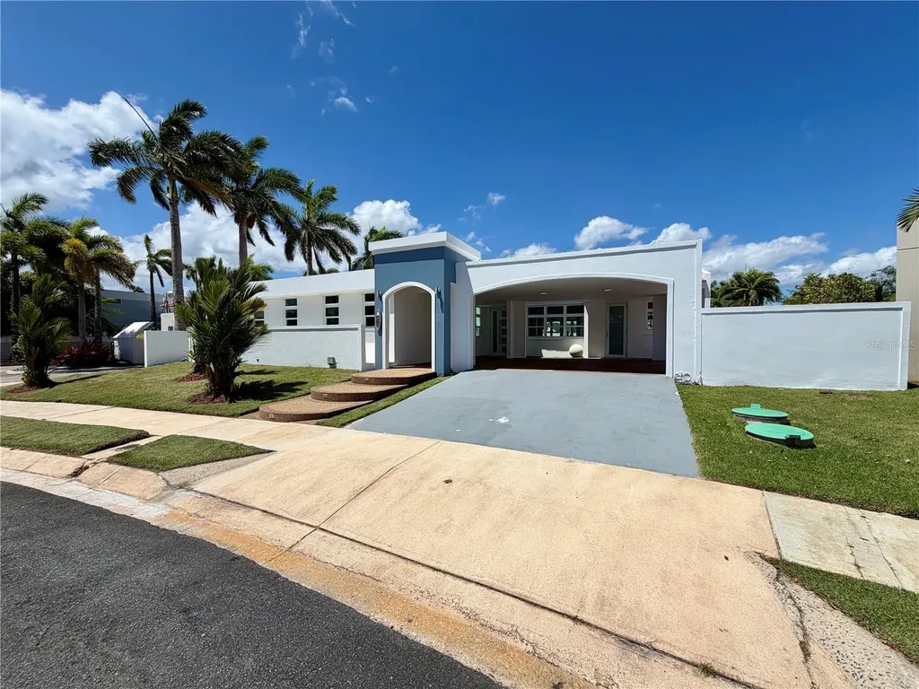 475 Paseo Del Mar Dorado PR 00646