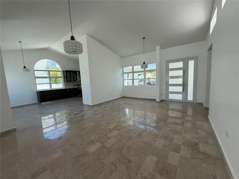 475 Paseo Del Mar Dorado PR 00646