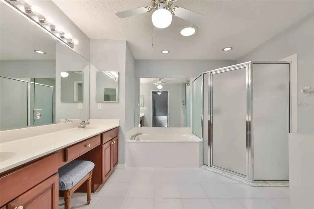951 Villeroy Greens Drive Sun City Center FL 33573