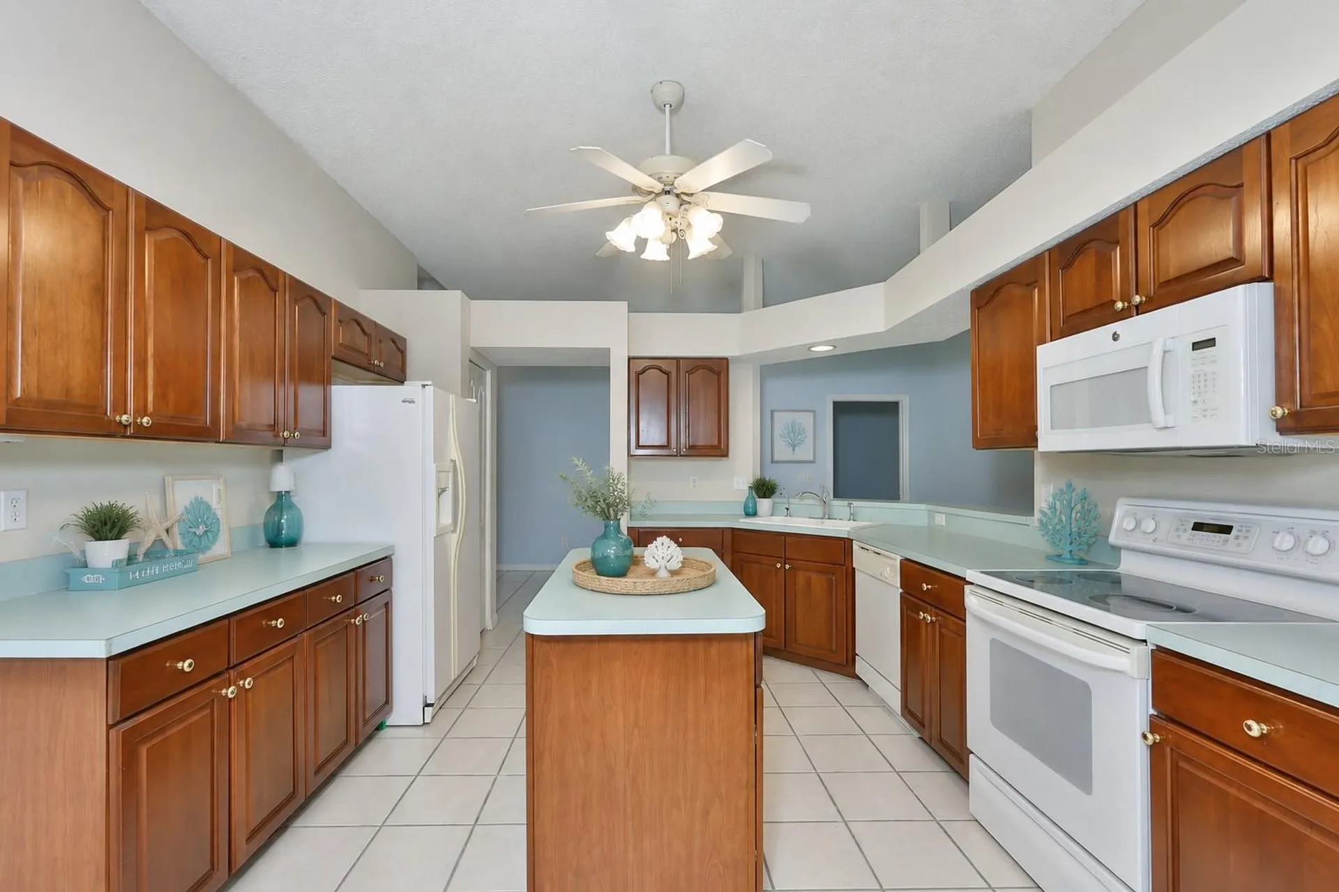 951 Villeroy Greens Drive Sun City Center FL 33573