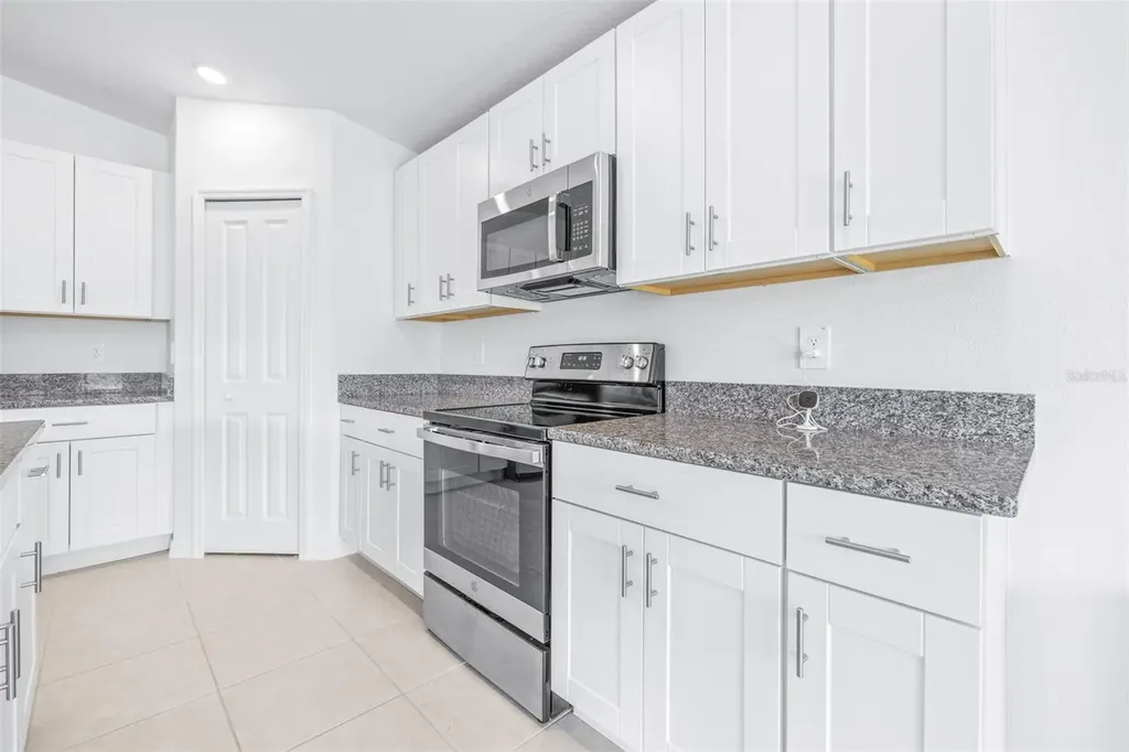 5182 Fiddle Fig Avenue Wimauma FL 33598