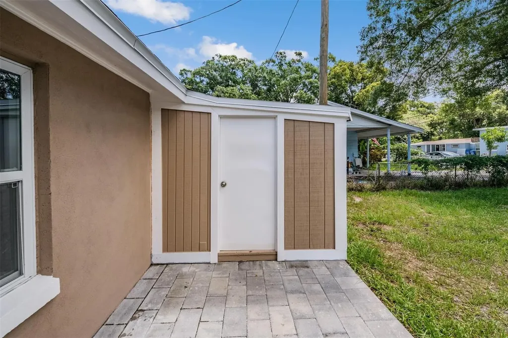 636 Stremma Road Largo FL 33770
