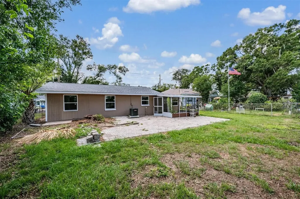 636 Stremma Road Largo FL 33770