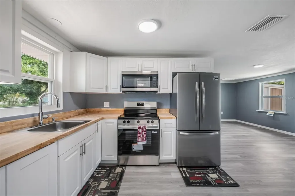 636 Stremma Road Largo FL 33770