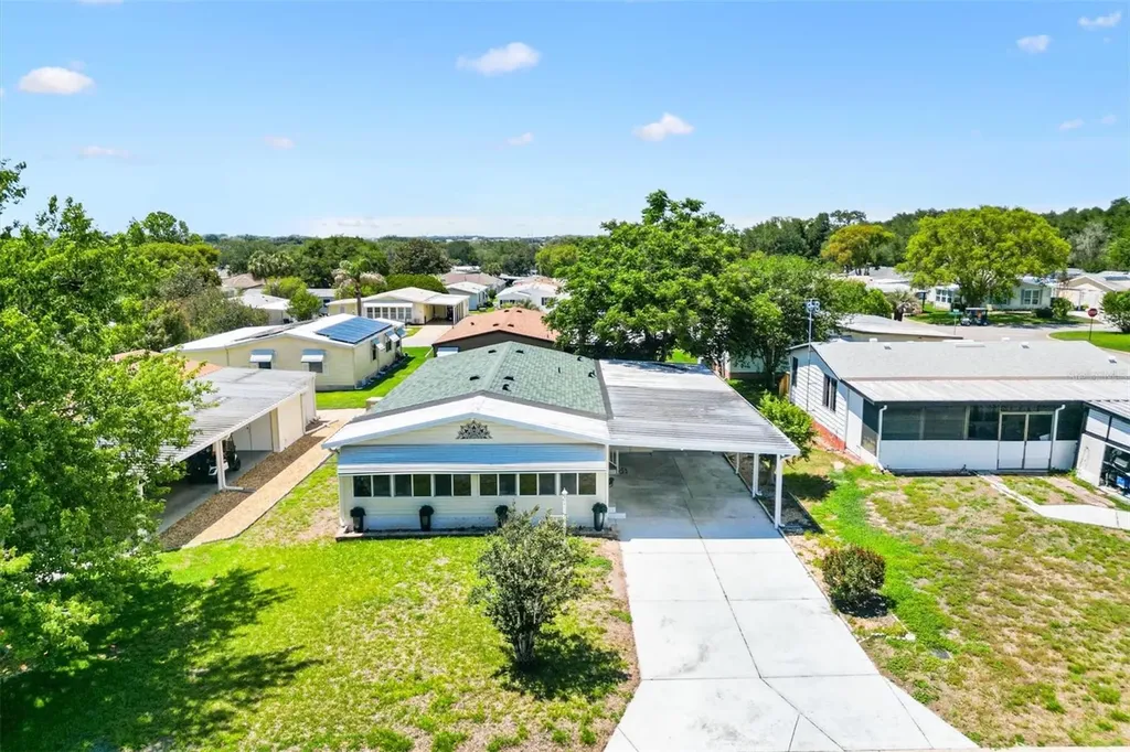 1616 Bayhill Drive Lady Lake FL 32159