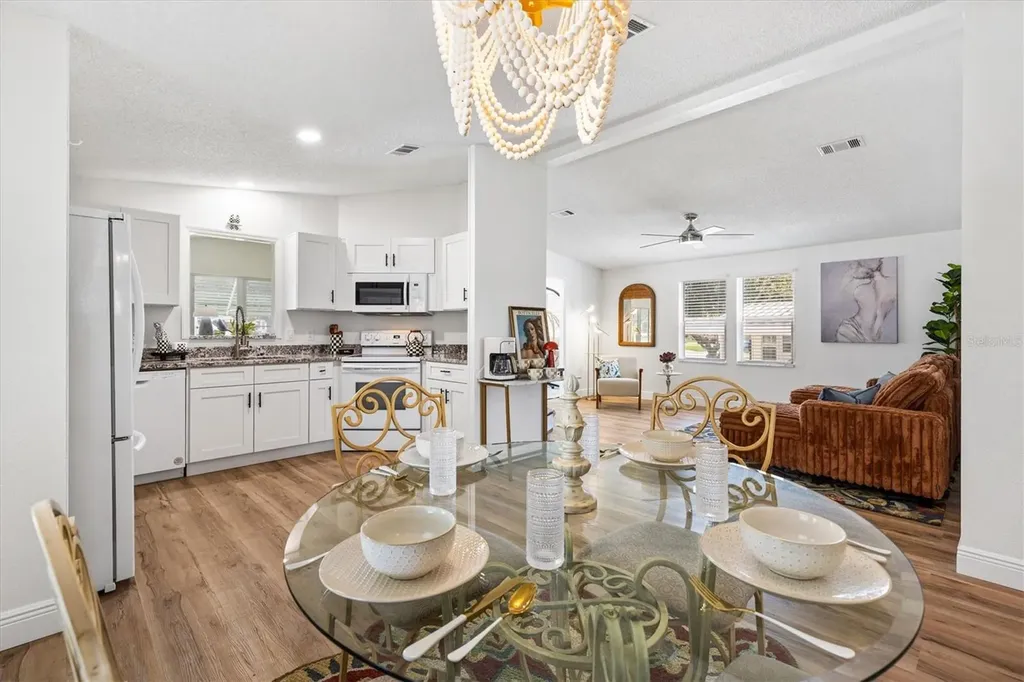 1616 Bayhill Drive Lady Lake FL 32159