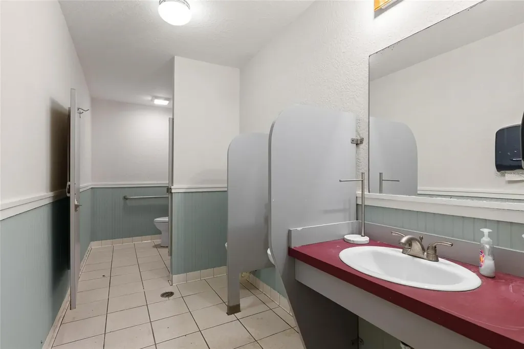 6018 & 6024 Cortez Boulevard Weeki Wachee FL 34607