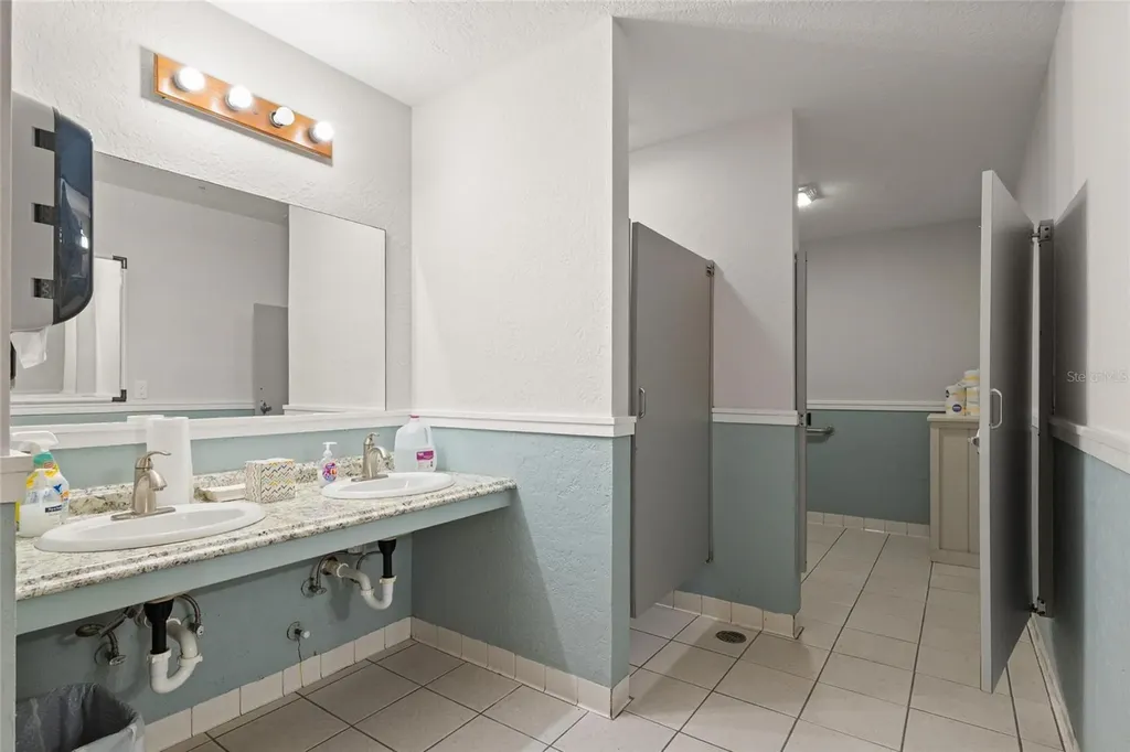 6018 & 6024 Cortez Boulevard Weeki Wachee FL 34607