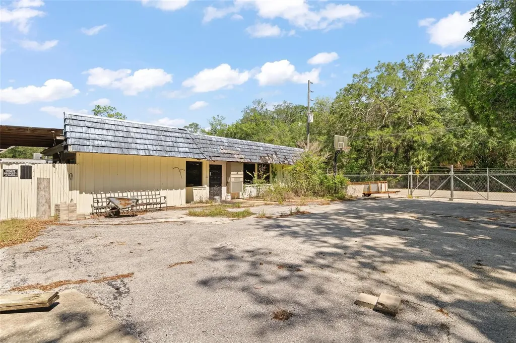 6018 & 6024 Cortez Boulevard Weeki Wachee FL 34607