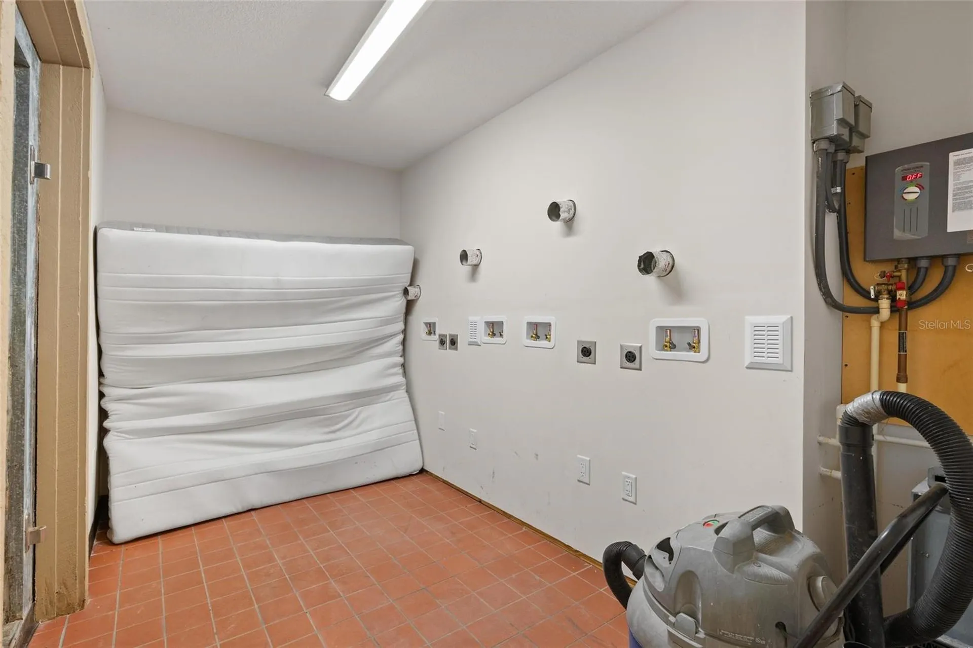 6018 & 6024 Cortez Boulevard Weeki Wachee FL 34607