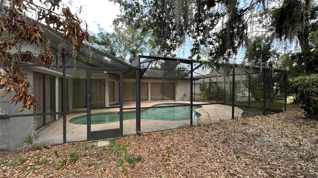 2898 Hammock Drive Plant City FL 33566
